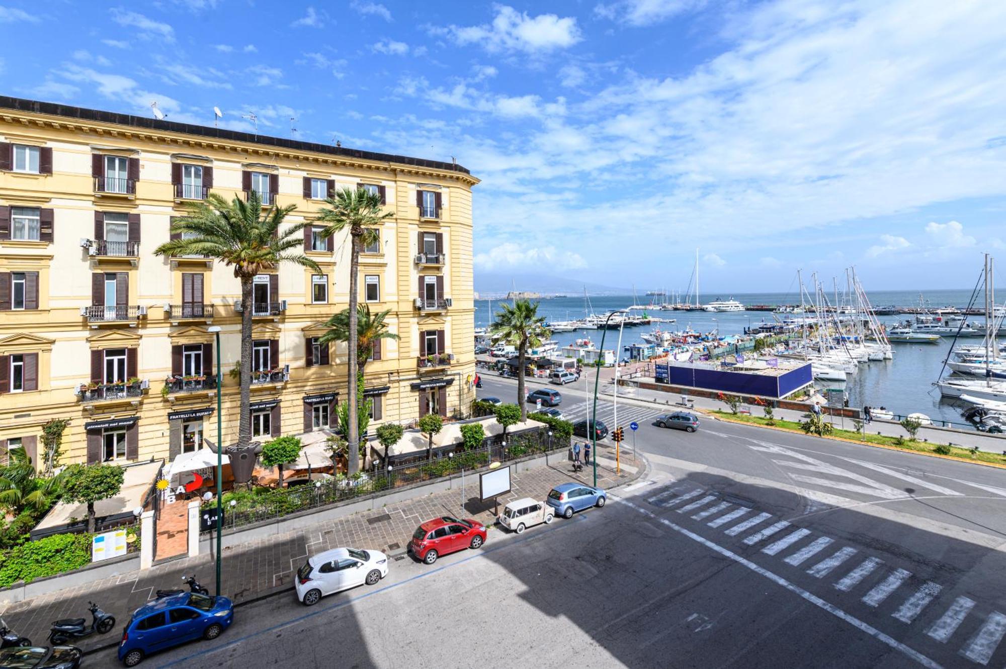 Marina Rooms Nápoles Exterior foto